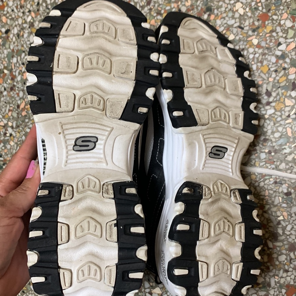 Sketchers Air-Cooled Memory Foam D’lites - image 7